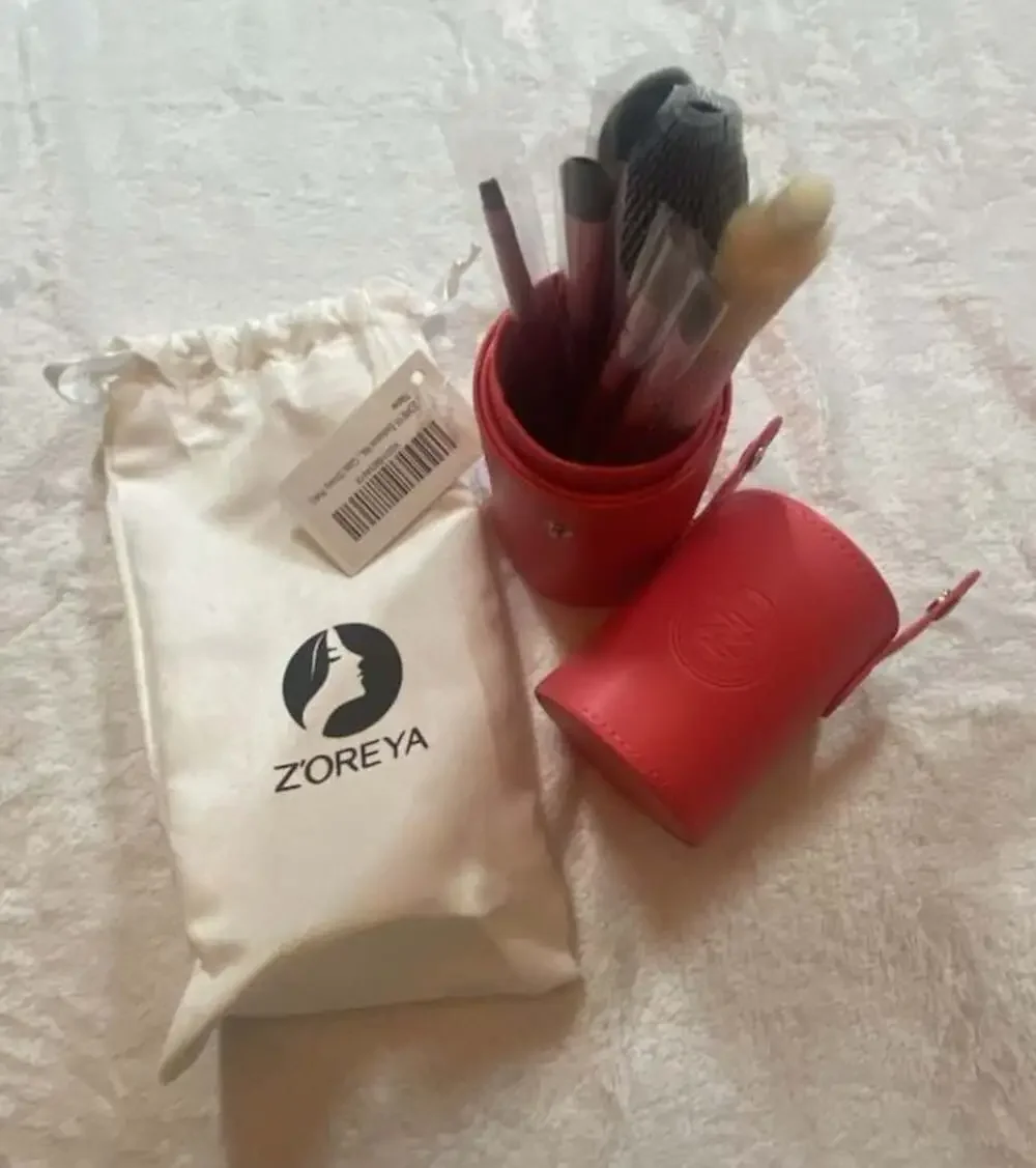 Z'OREYA Exclusive Makeup Brush Case in Smoky Pink with Brushes